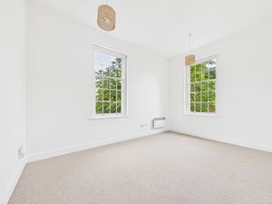 Lounge- click for photo gallery